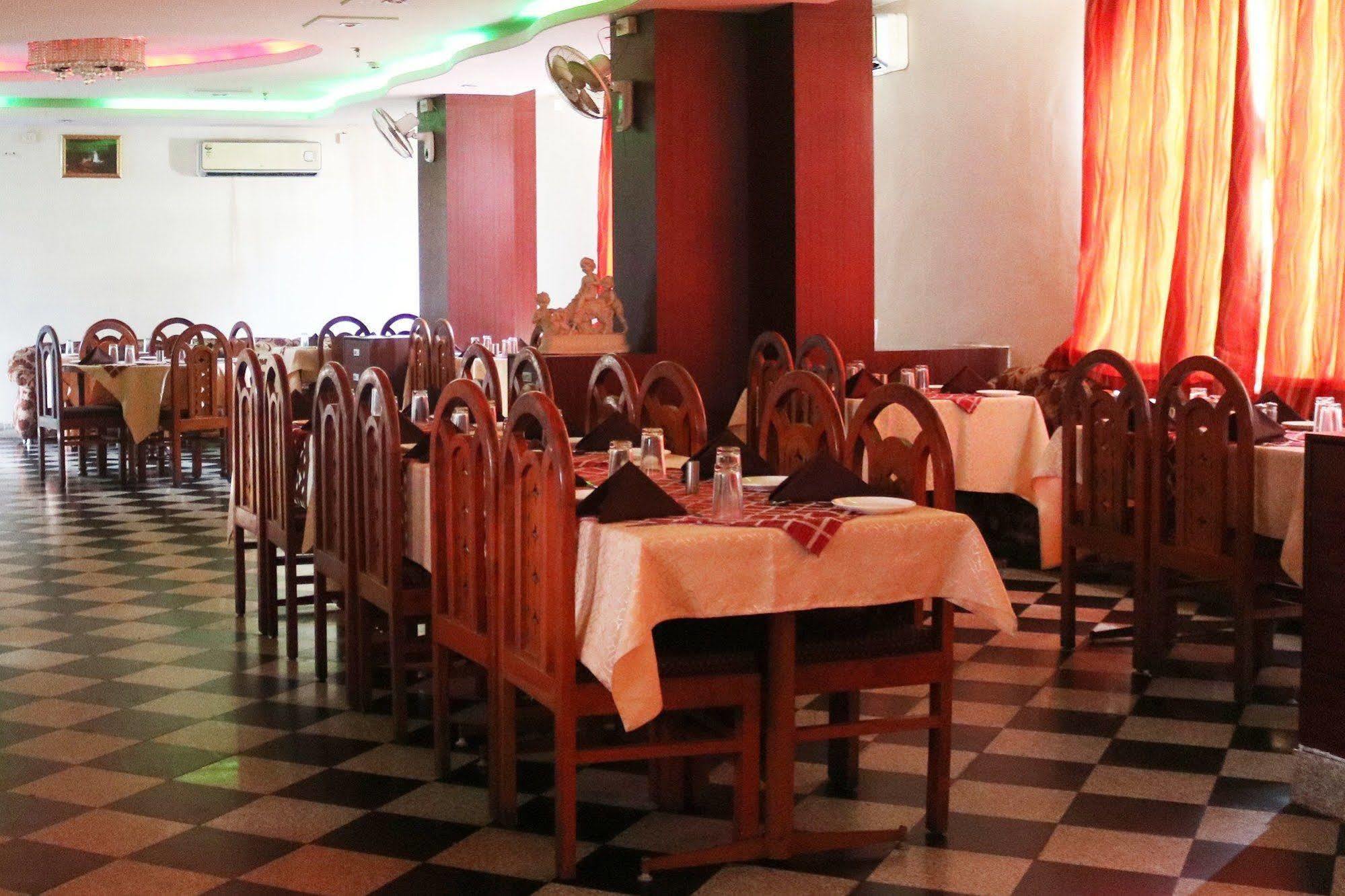 Fabhotel Amer Heritage Resort Jaipur Buitenkant foto